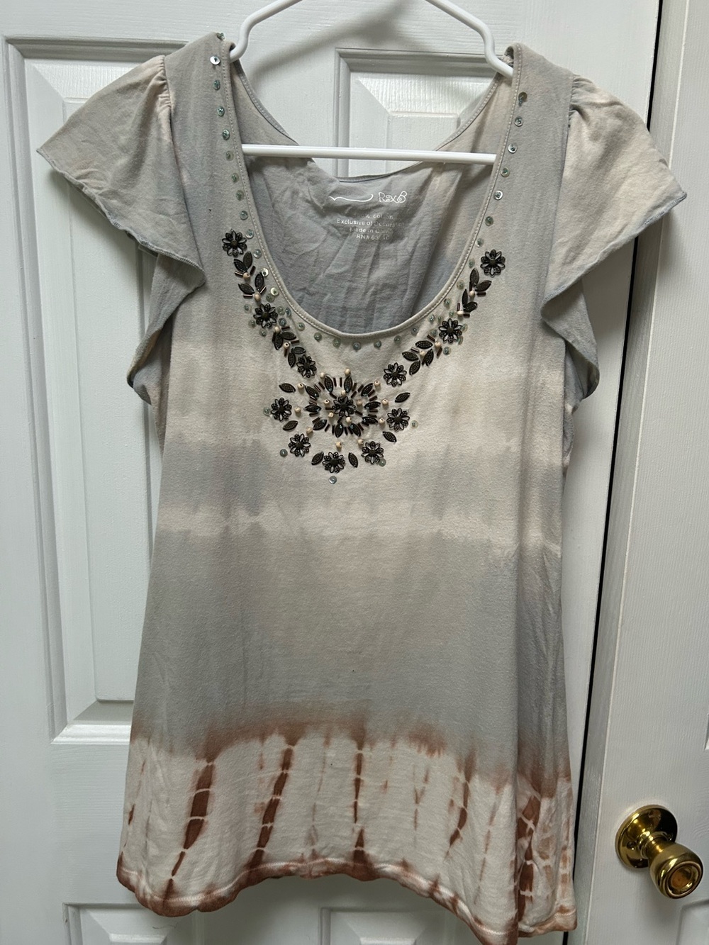 RXB Neutral Beige Tie-Dye Bead Embellished Scoop Neck Top/LG. Flouncy cap sleeve